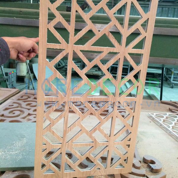 Vách CNC làm bằng chất liệu gì Vách CNC làm bằng chất liệu gì