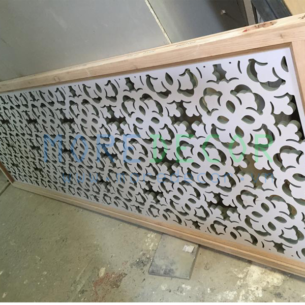 Vách CNC làm bằng chất liệu gì Vách CNC làm bằng chất liệu gì