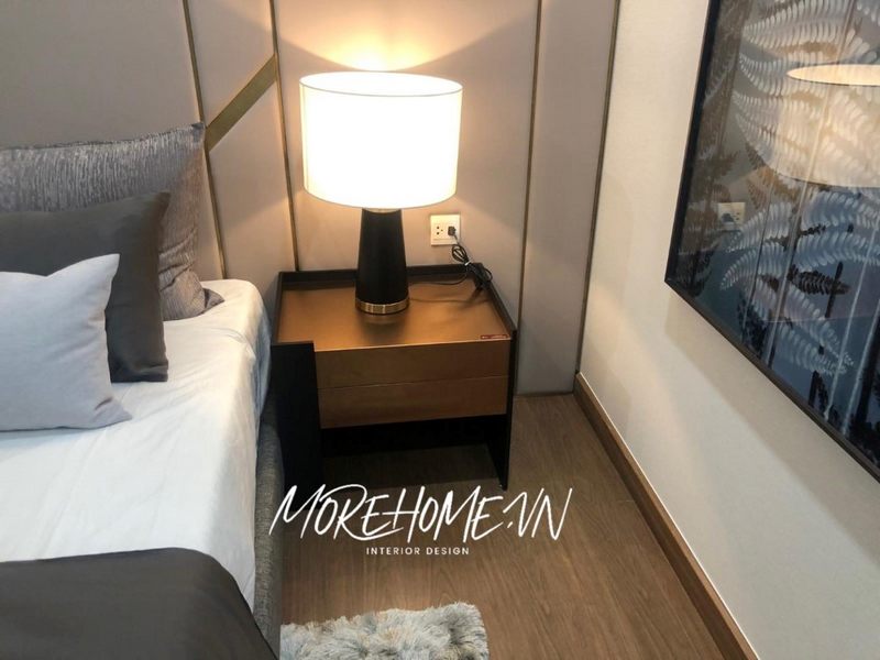 Sản phẩm tab đầu giường bằng gỗ công nghiệp nhỏ gọn màu đen phong cách hiện đại cho phòng ngủ chung cư, nhà phố, biệt thự do Morehome sản xuất